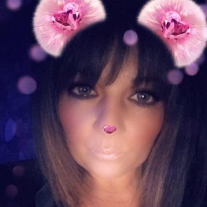 Meet your Posher, Desiree